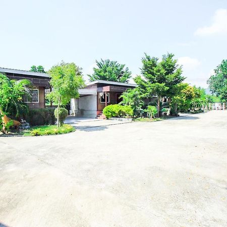 Oyo 354 Ton Hom Resort & Villa Хуа Хин Экстерьер фото